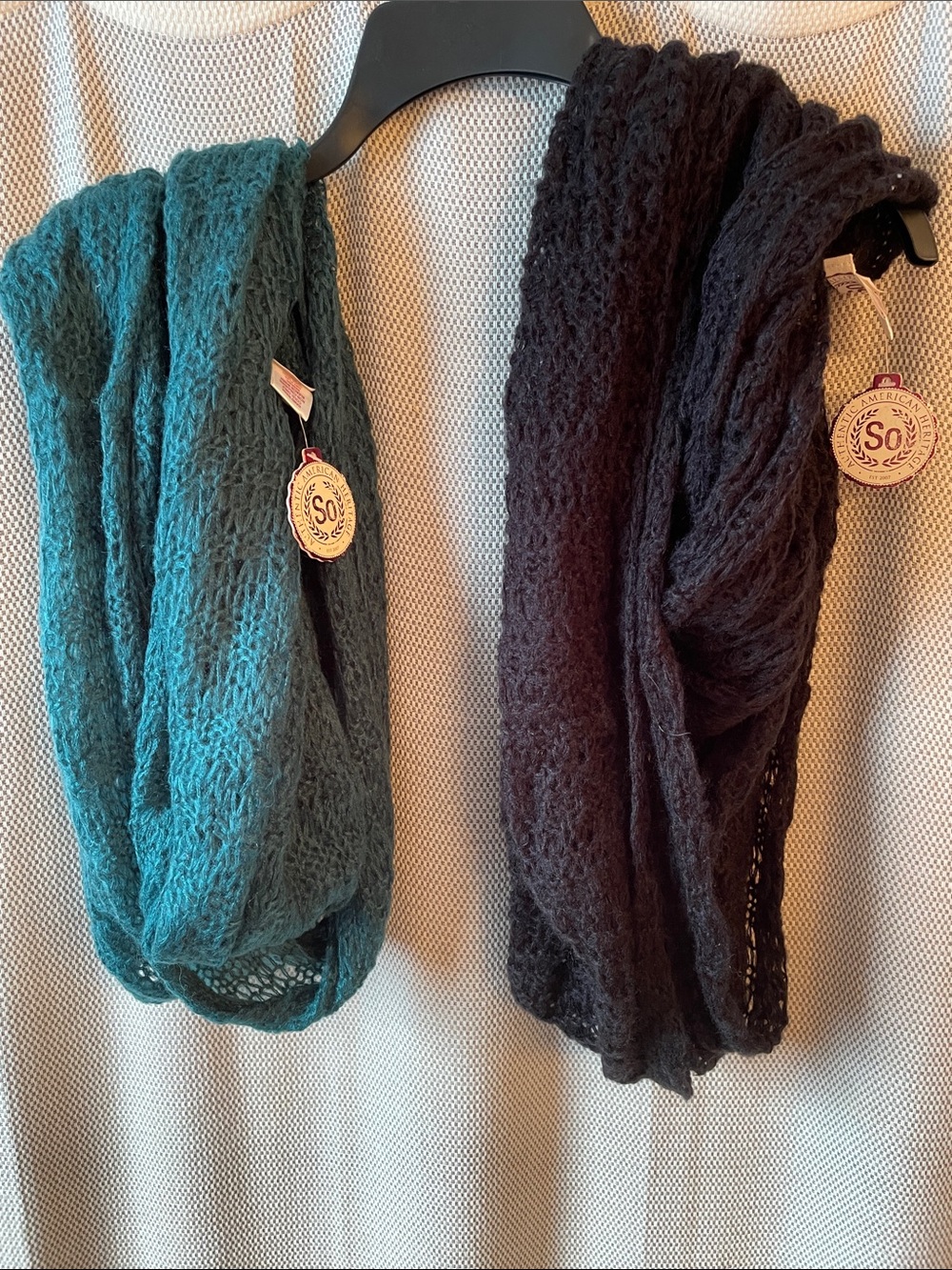 SO Open Knit Infinity Scarves in Teal and Black